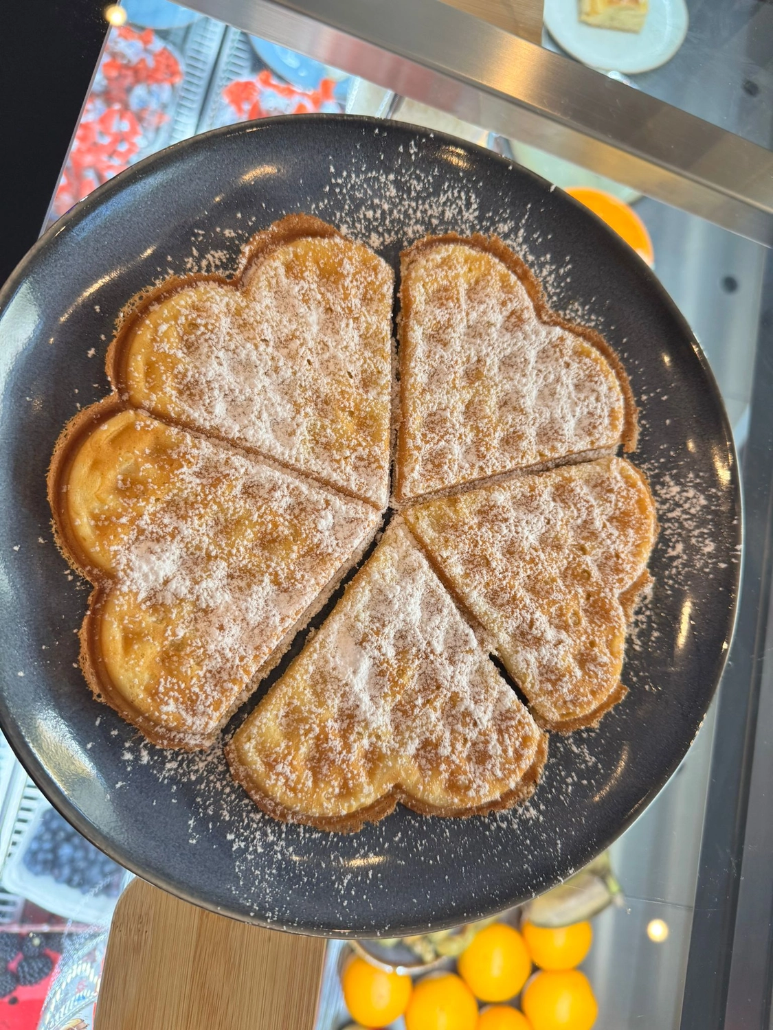 Cafe SweetUP - Handgemachte Waffeln & Kaffee - Frisch gepresste Säfte – Orange, Apfel & mehr