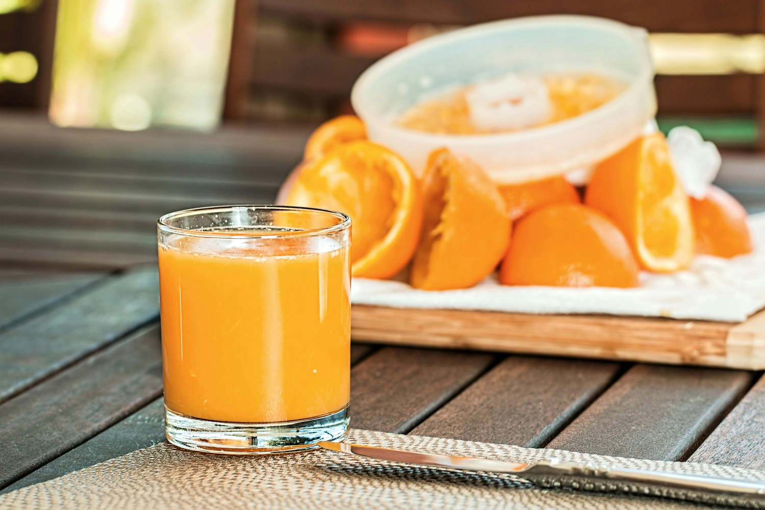 Cafe SweetUP - Handgemachte Waffeln & Kaffee - Frisch gepresste Säfte – Orange, Apfel & mehr