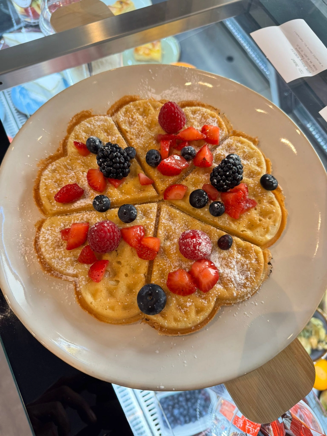 Cafe SweetUP - Handgemachte Waffeln & Kaffee - Frisch gepresste Säfte – Orange, Apfel & mehr